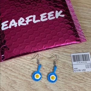 NWT EarFleek Blue Fried Eggs Earrings